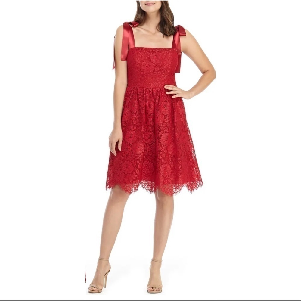 Gal Meets Glam Lucia Lace strap satin dress Size 6